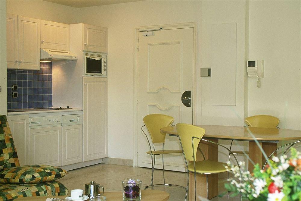 Residences Les Venitiennes Saint-Raphaël Екстериор снимка