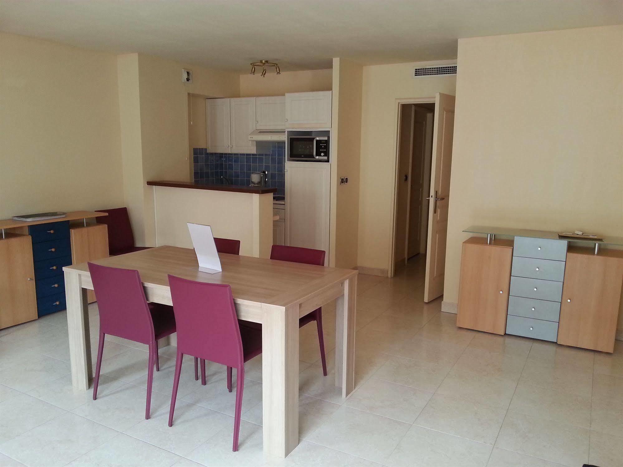 Residences Les Venitiennes Saint-Raphaël Екстериор снимка