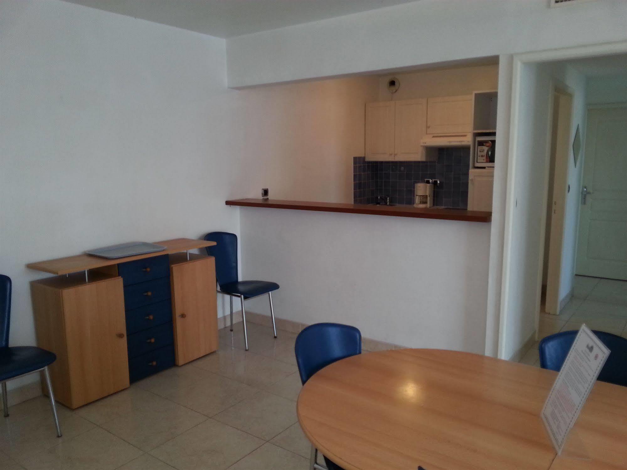 Residences Les Venitiennes Saint-Raphaël Екстериор снимка