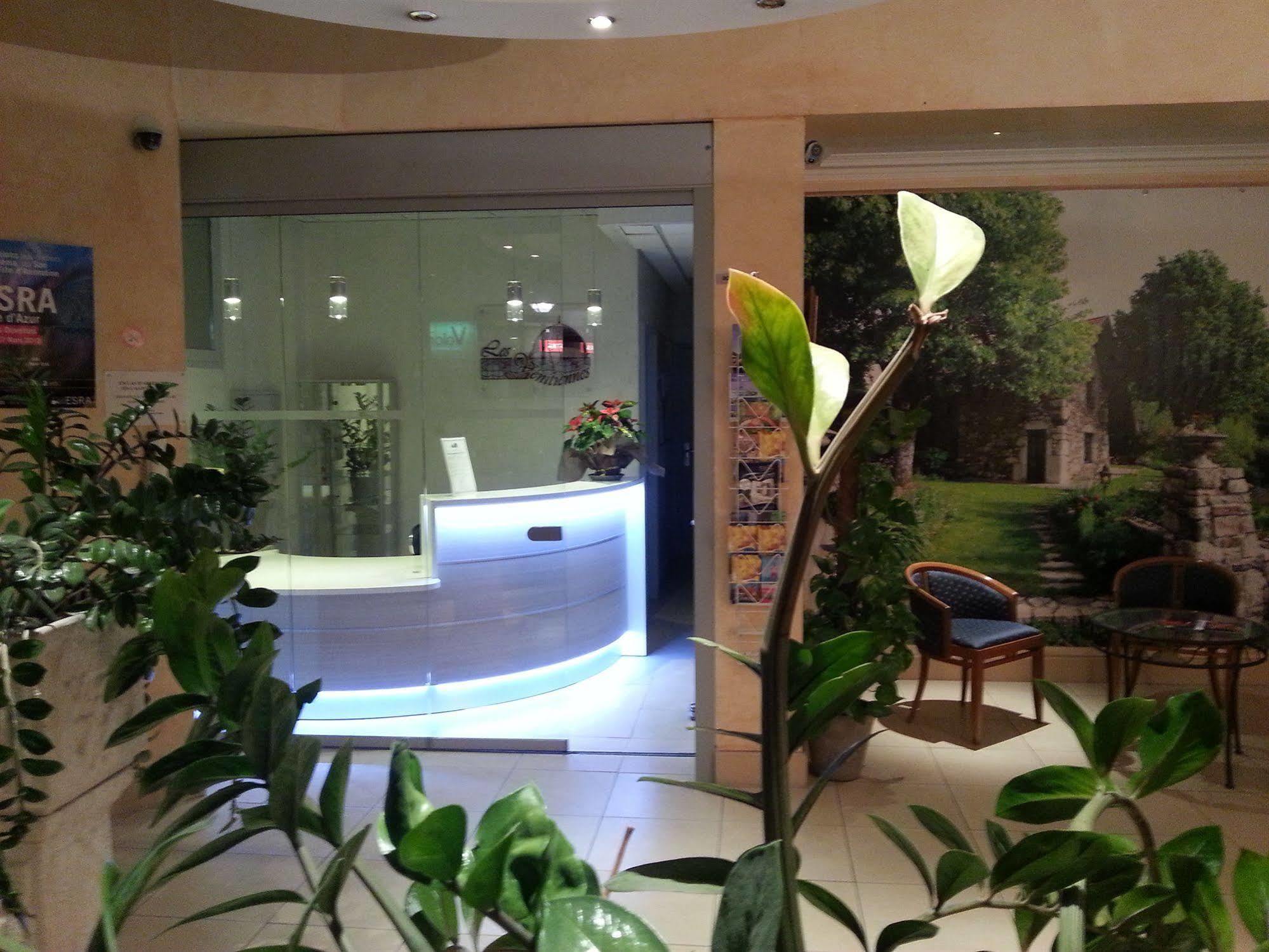 Residences Les Venitiennes Saint-Raphaël Екстериор снимка